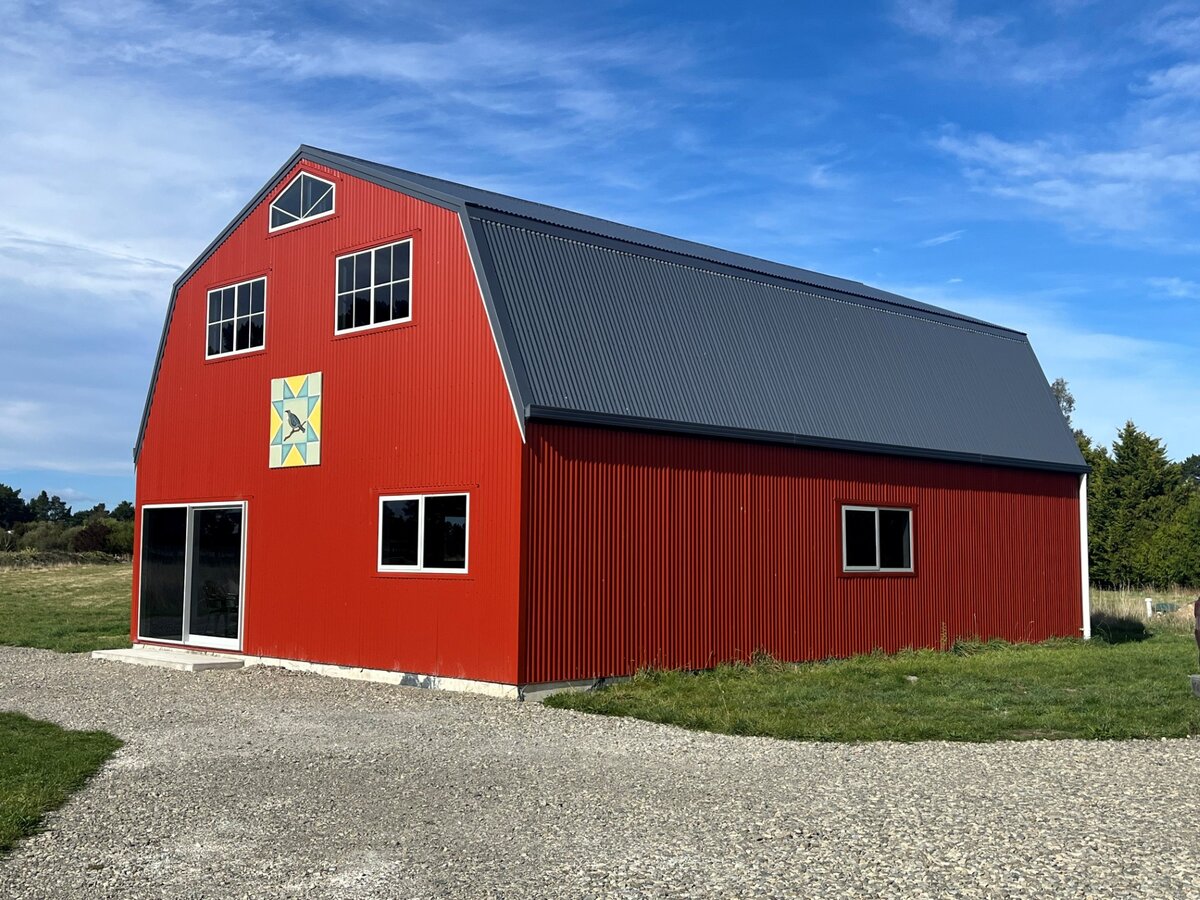 Lifestyle Block – Mansard Barn